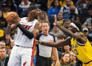 开云体育官方网站-热火大胜尼克斯，韦德在比赛末段爆发