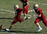 开云体育-当马刺的团队风暴席卷公牛，我们却在讨论詹姆斯的评分？