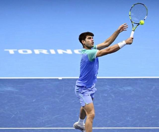 关于西班牙网球队血洗日本网球队，阿尔卡拉斯惊艳世界的信息