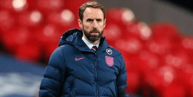 关于英格兰羽毛球队鏖战韩国羽毛球队，陶菲克完成帽子戏法的信息