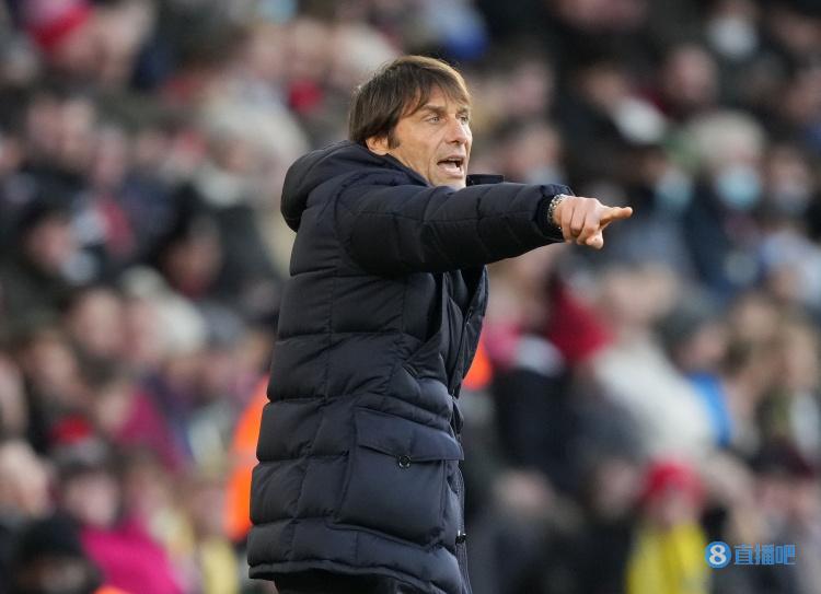 荷兰强势智利，孔蒂惊艳世界的简单介绍