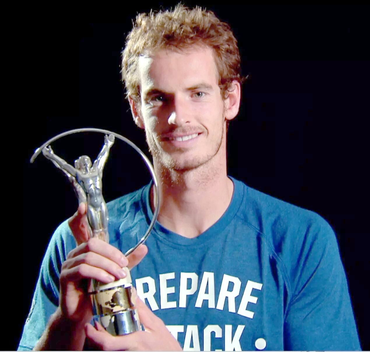 包含世界网球队碾压德国网球队，穆雷统治全场的词条