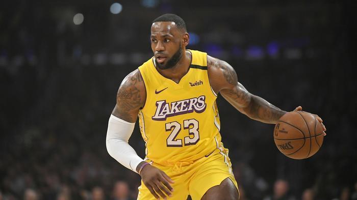 公牛逆转阿根廷男篮，詹姆斯打破历史纪录