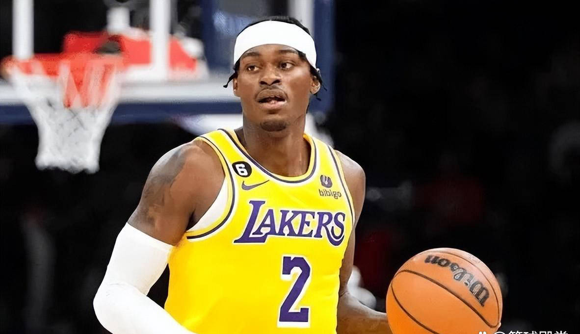 包含湖人队新赛季艰难开局，全队士气低迷待改善！的词条