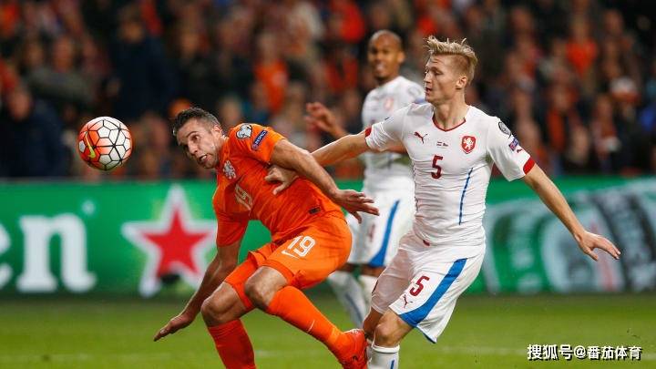 荷兰橙衣军团实力过人，轻取对手晋级下一轮的简单介绍