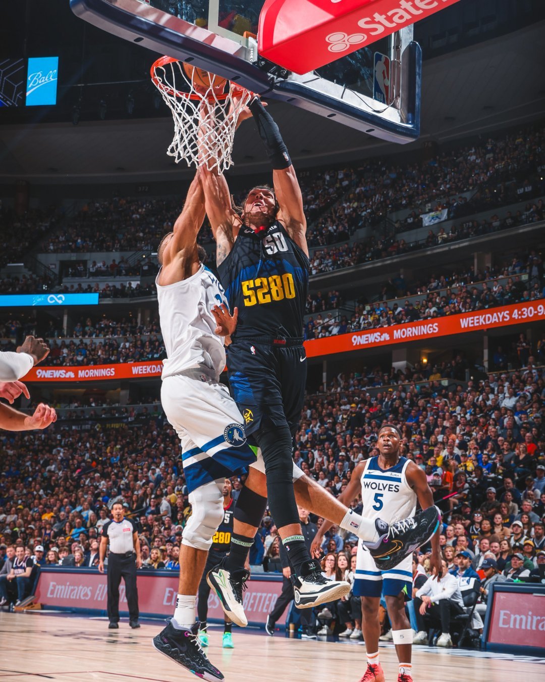 马刺鏖战凯尔特人，约基奇高光表现