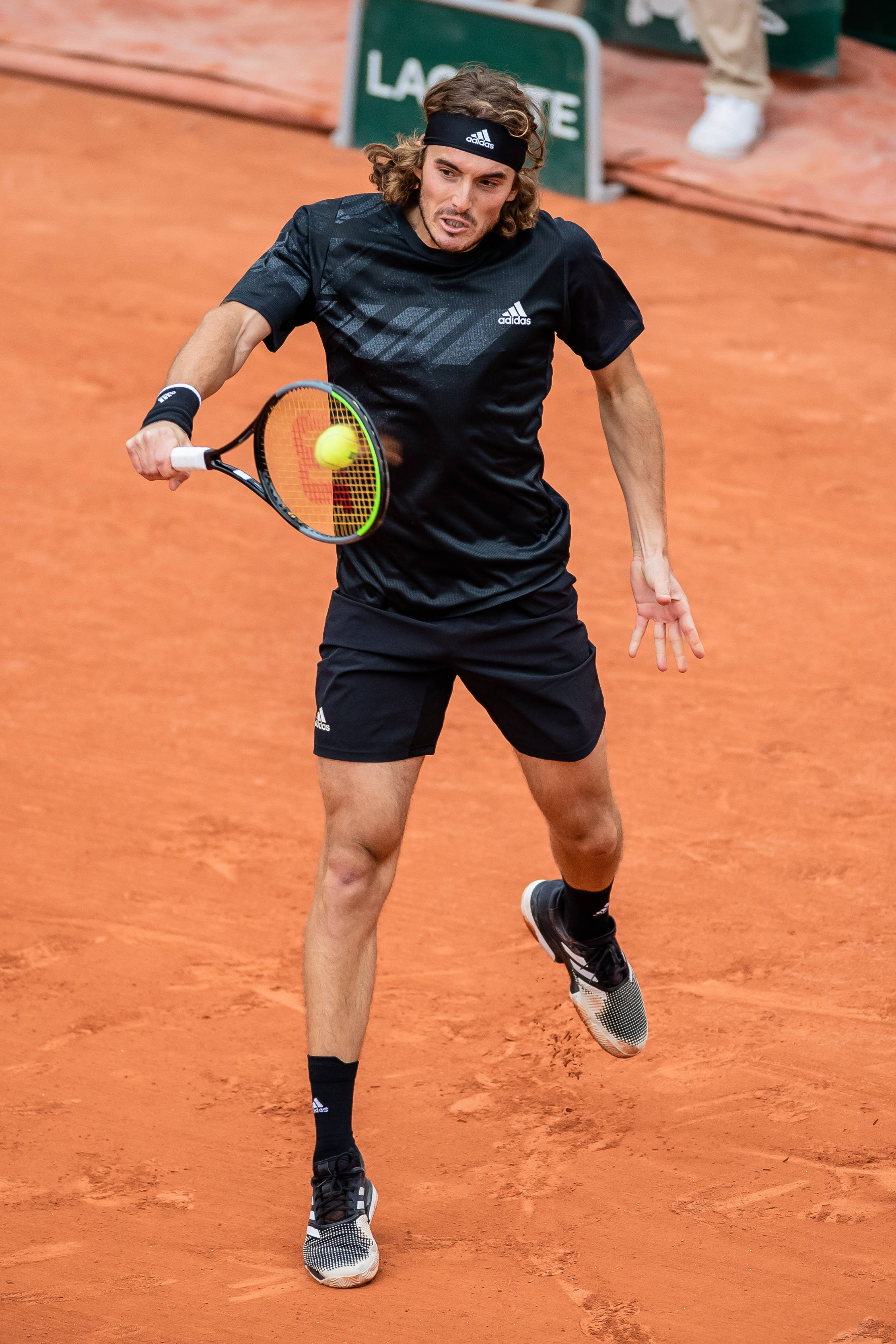 包含美国网球队完胜欧洲网球队,西西帕斯统治全场的词条 包含美国网球队完胜欧洲网球队,西西帕斯统治全场的词条