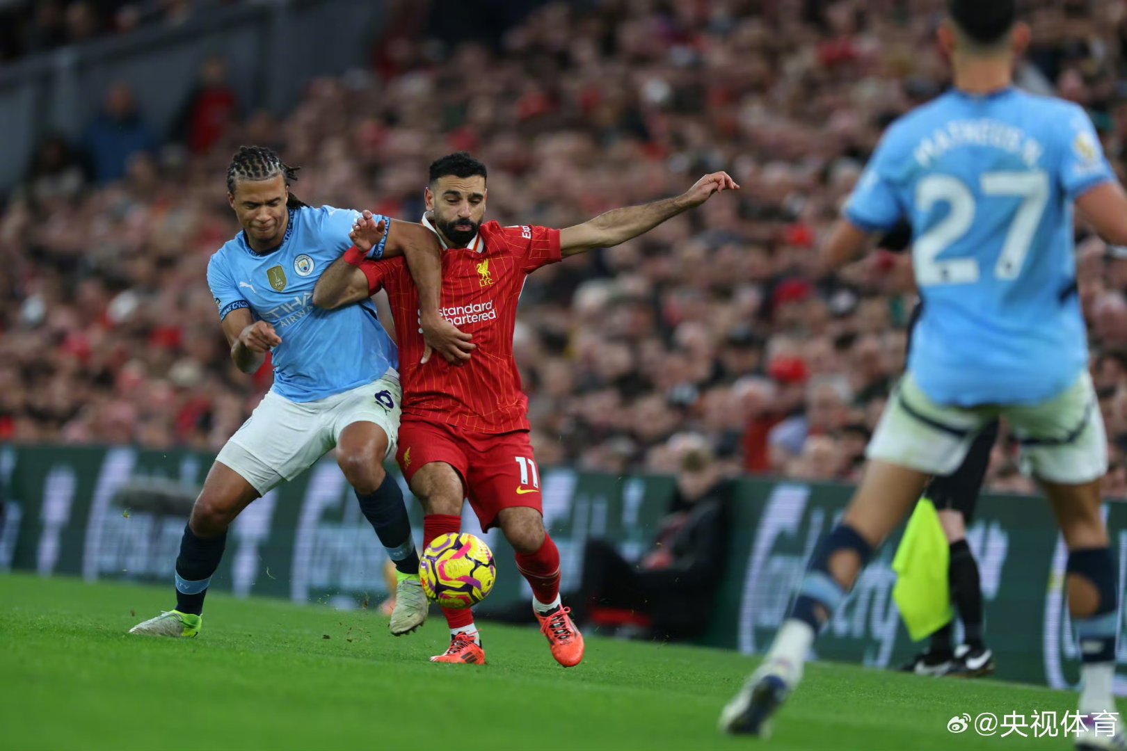 英格兰击败乌拉圭晋级半决赛