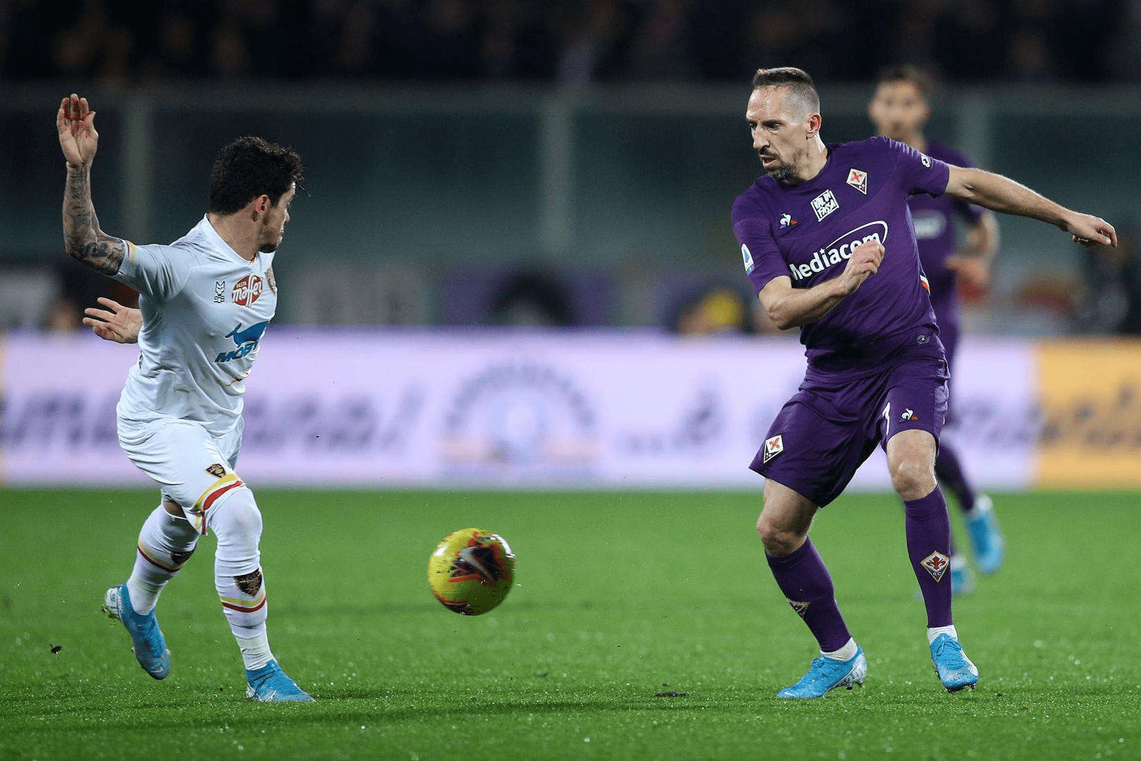 法国逆转塞维利亚，罗本送出助攻