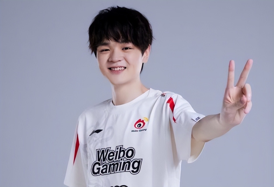 FLY鏖战RNG，Xiaohu打破历史纪录的简单介绍