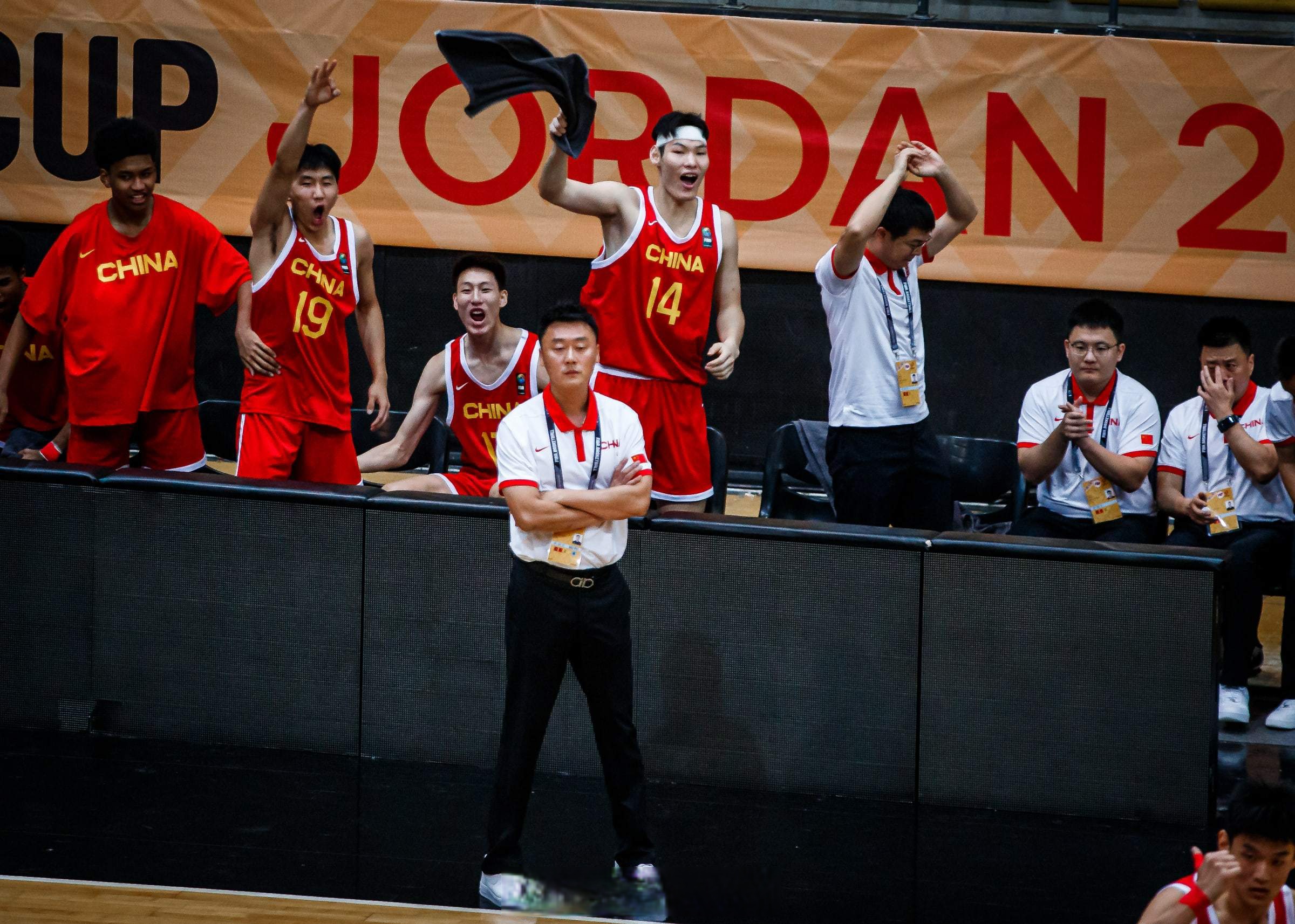 立陶宛男篮险胜德国男篮，费沃斯制霸全场的简单介绍