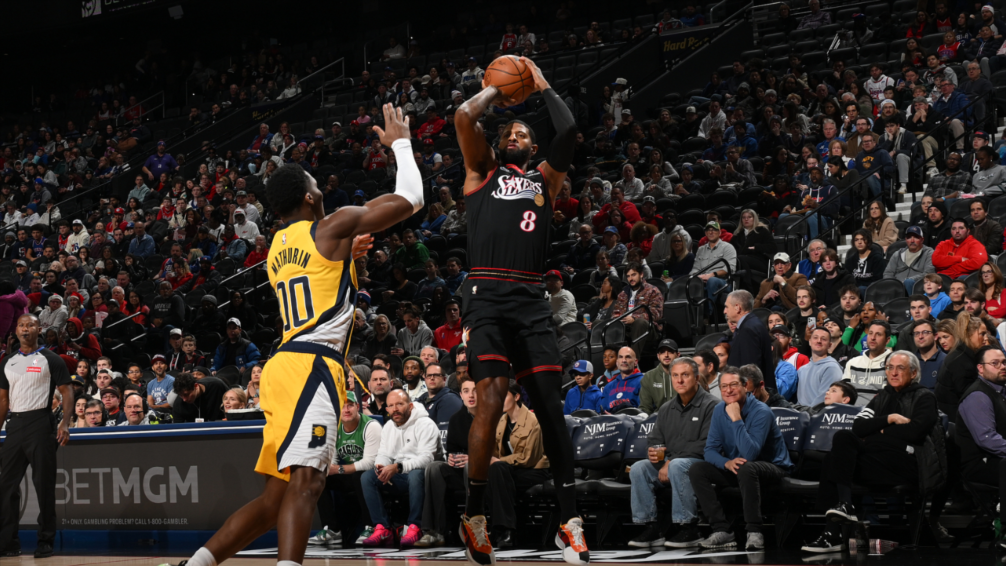 包含步行者碾压76人，约基奇高光表现的词条