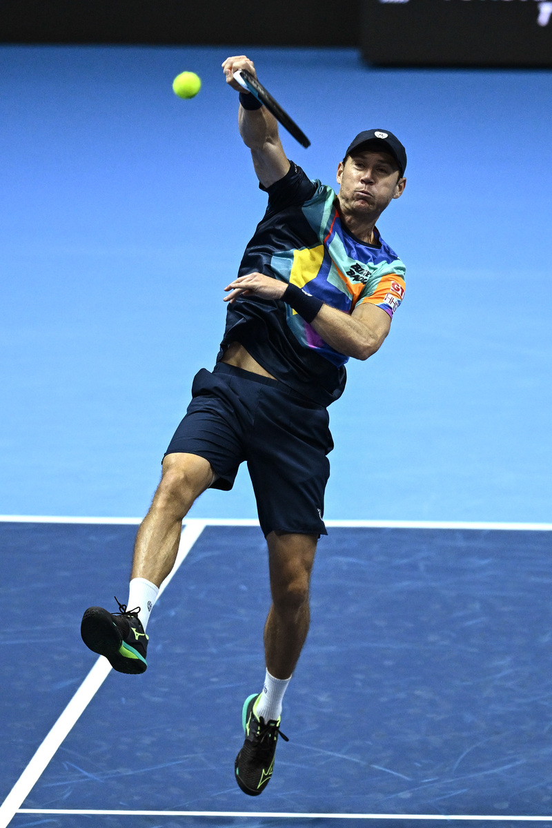 包含日本网球队险胜世界网球队，瓦林卡制霸全场的词条