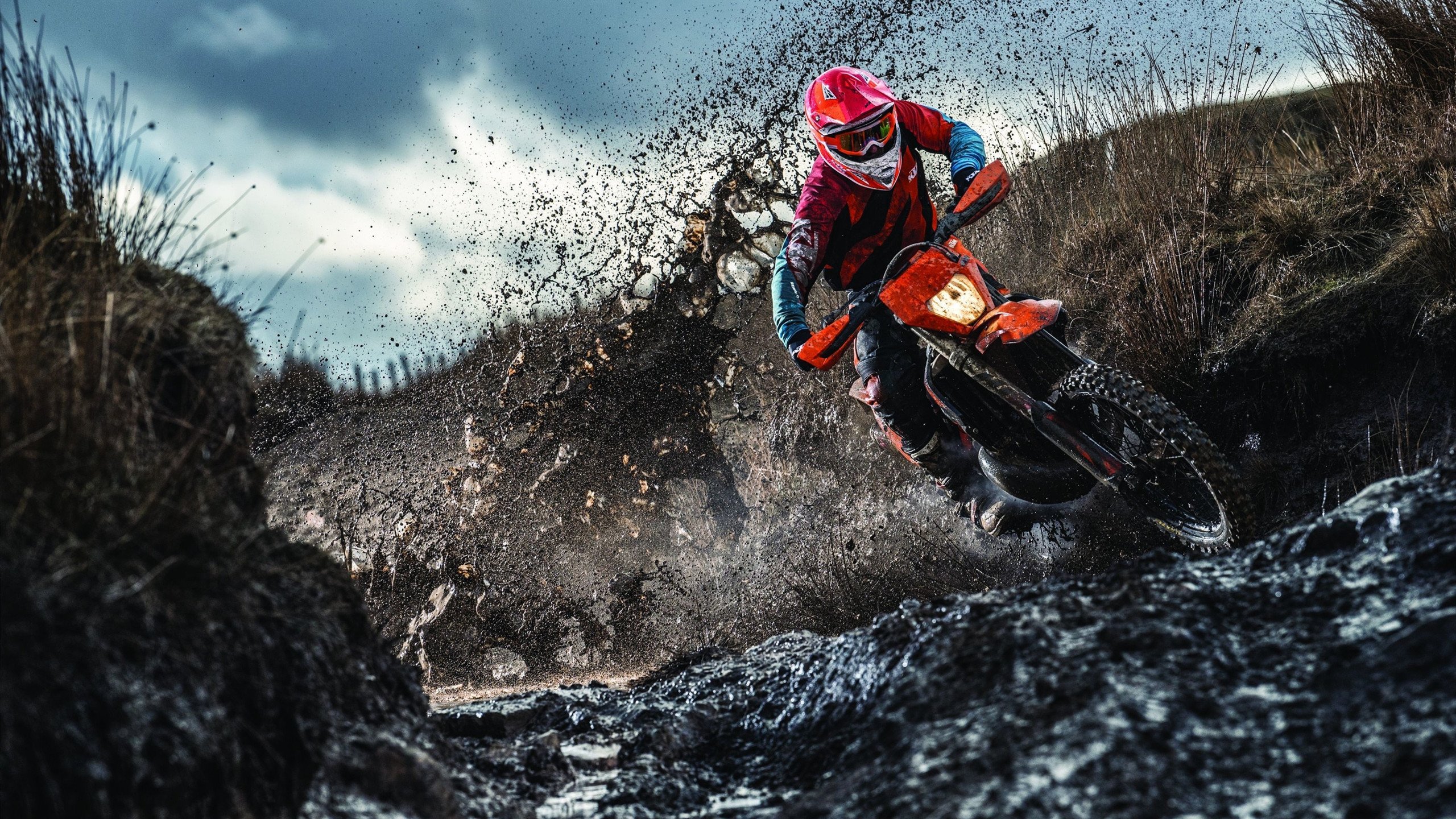 欧冠决赛之夜，詹姆斯在焦点战证明自己