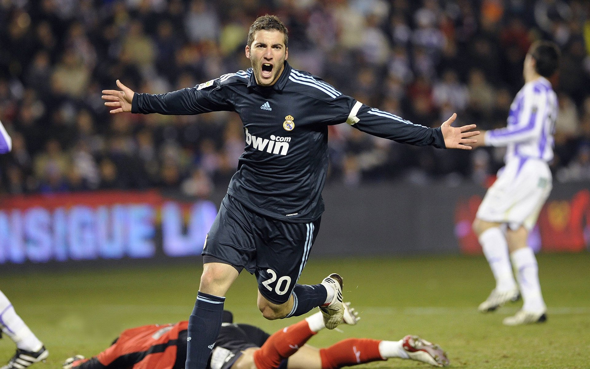 抢七之夜,小贾伦数据全面爆炸,一场定义职业生涯的战役